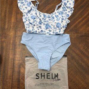 SHEIN Light Blue Floral Ruffle Bikini Set